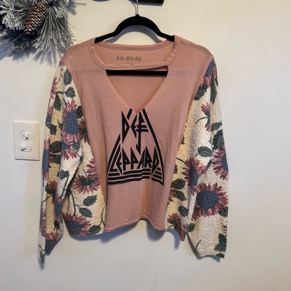 Def Leppard Tops - Handmade Def Leppard Cropped Sweater Top